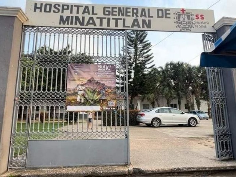 Denuncian negligencia en hospital de Minatitlán