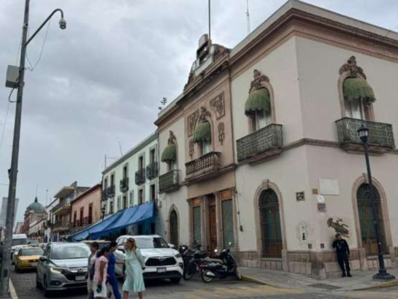 Denuncian ocupación indebida de calles en Oaxaca