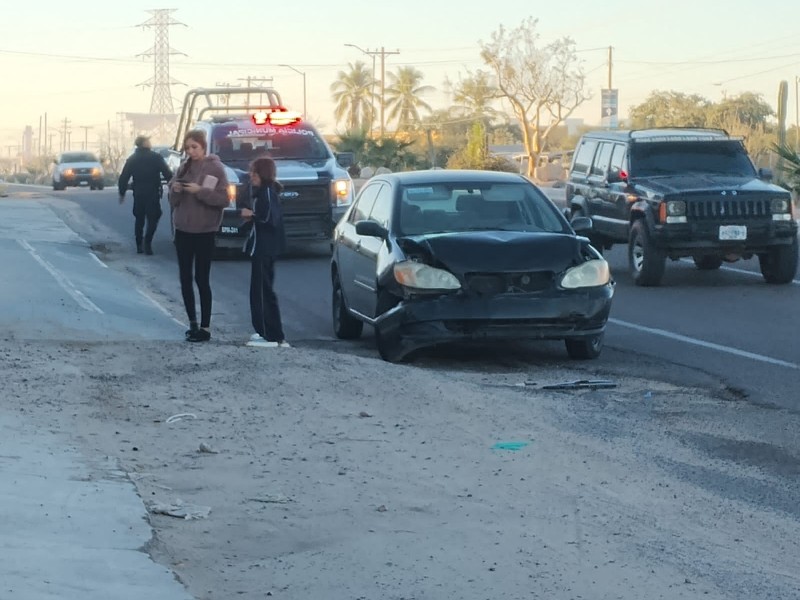 Denuncian peligroso bache en forjadores