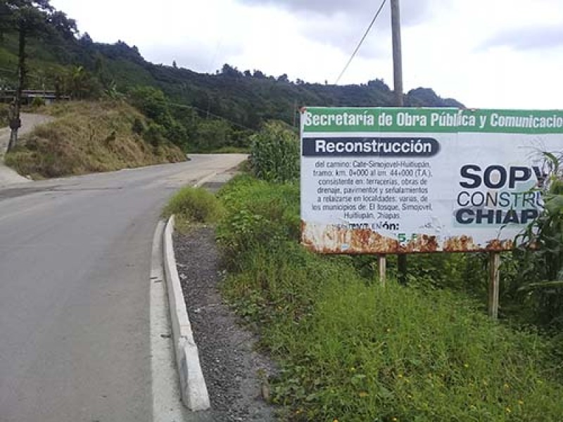 Denuncian pésimo estado de rehabilitación vía carretera Bochil-Simojovel