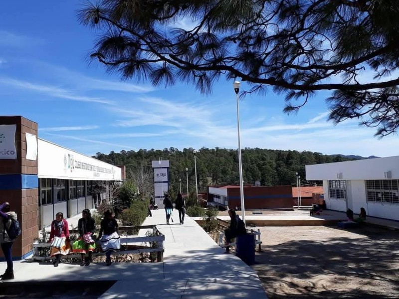 Denuncian presunta discriminación contra docente del Cecyted en Mezquital