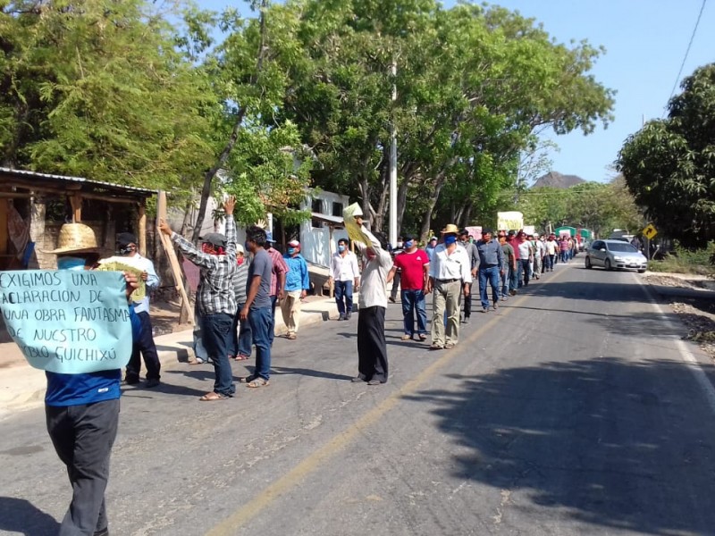 Denuncian presunto desvío de recursos en Santiago Laollaga