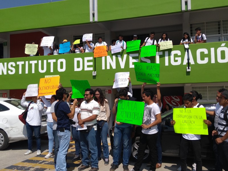 Denuncian presunto desvío de recursos en Unicach