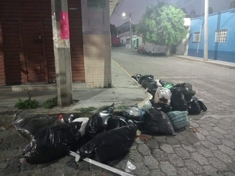 Denuncian problemas de basura en colonias