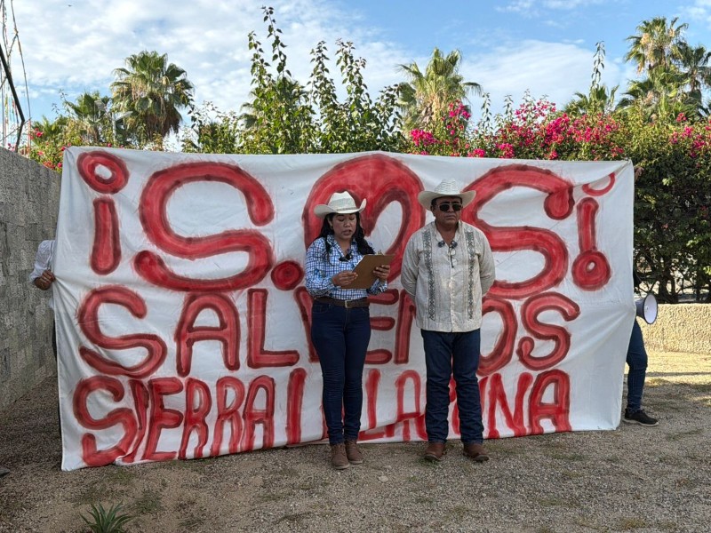 Denuncian rancheros comienzo de obras en Sierra la Laguna