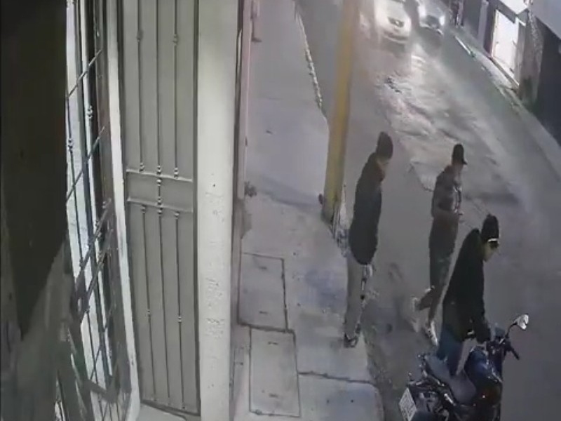 Denuncian robo de moto en la Noria