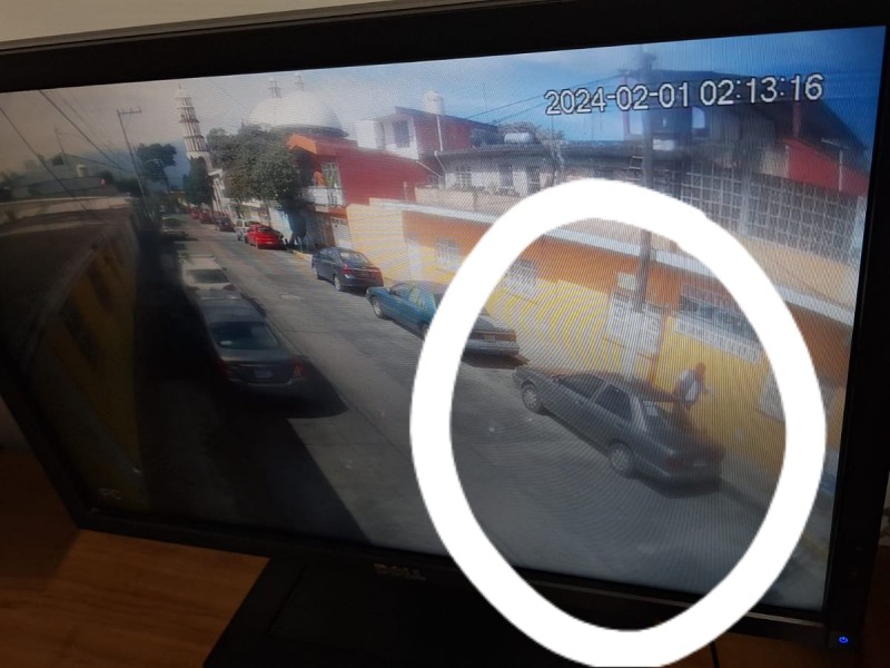 Denuncian robo de vehículo en colonia centro de Xalapa