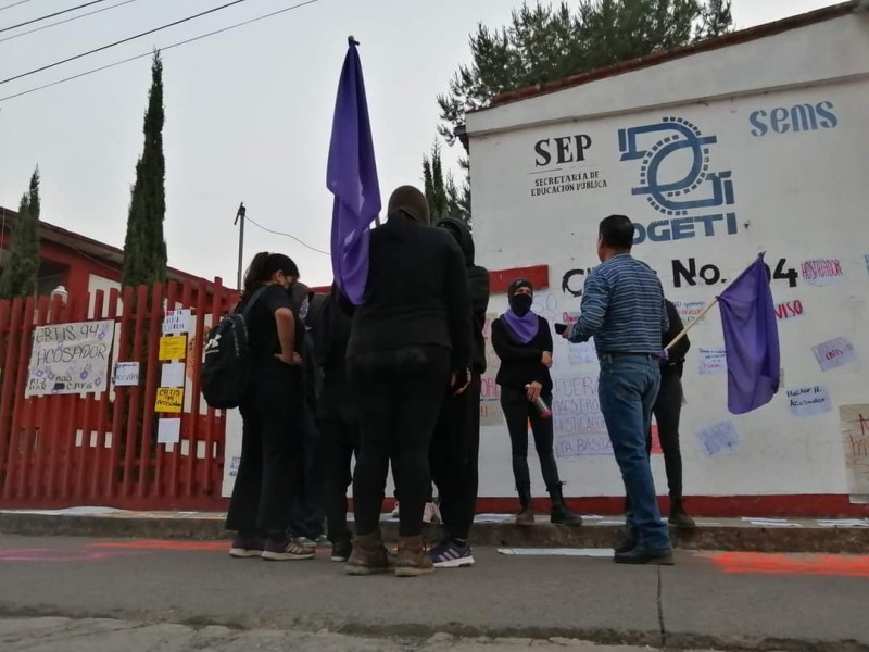 Denuncian supuesto hostigamiento sexual en el CBTis 94 de Pátzcuaro