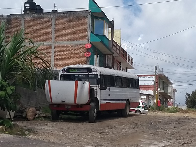 Denuncian transporte chatarra en Casa Blanca