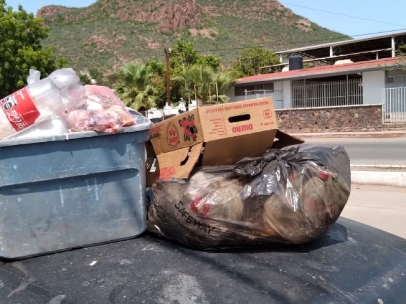 Denuncian vecinos de San Vicente rezago en recolección de basura