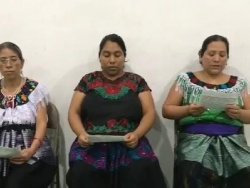 Denuncian violencia política autoridades femeninas de Tapilula y Pantelhó