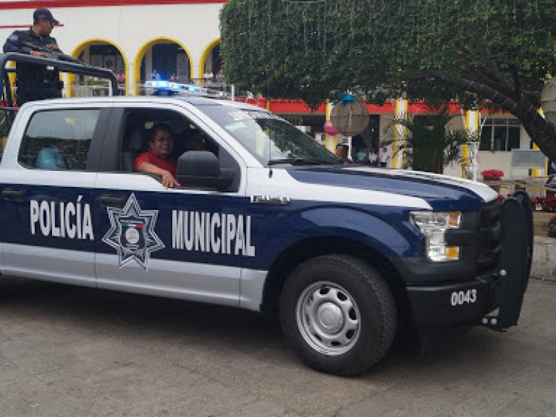 Derechos humanos busca frenar abusos de policías municipales en Oaxaca