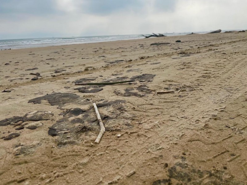 Derrame de Chapopote en playas de Tuxpan