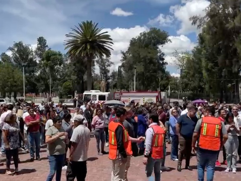Desalojan a más de 240 personas tras simulacro en Tecámac