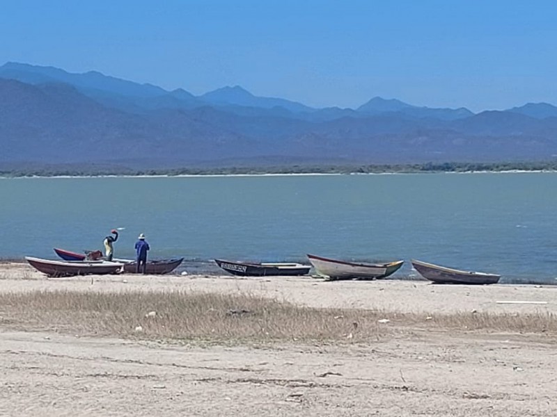 Desaparece pescador en la presa Benito Juárez; buzos iniciarán búsqueda
