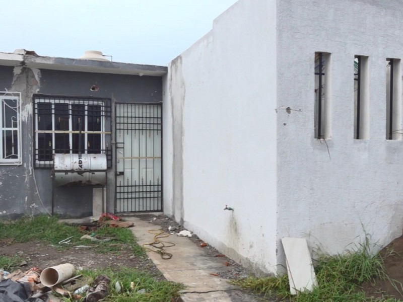 Desarrolladores ya atienden afectaciones en casas de Lomas 4