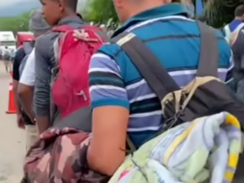Desarticulada caravana migrante de hondureños