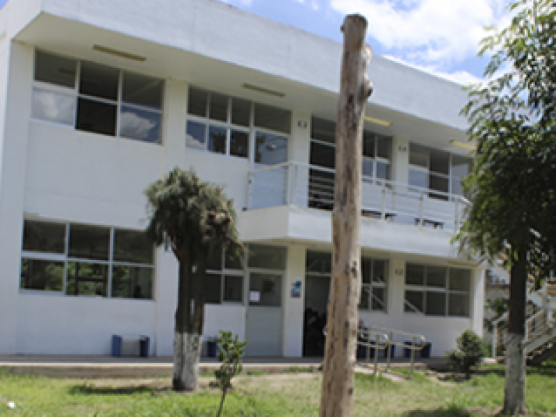 Desata pánico amenaza de tiroteo en Preparatoria de Silao