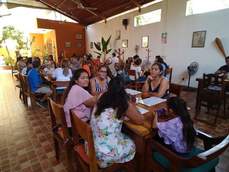 Desayunos y comidas, más solicitados por Día de las Madres