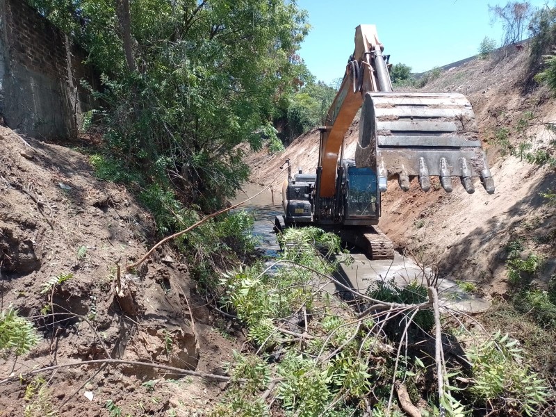 Desazolve de Canales Pluviales en Mazatlán: Un Desafío Continuo