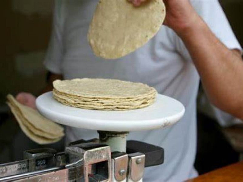 Desbalance económico: aumento en precio de tortilla disminuirá alimentación básica