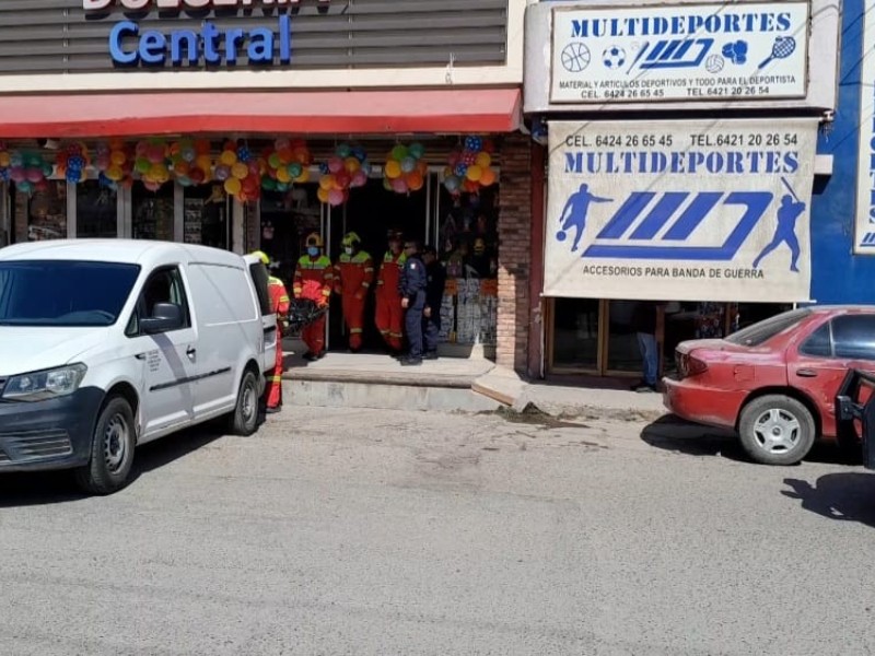 Descarga eléctrica mata a técnico en pleno centro de Navojoa