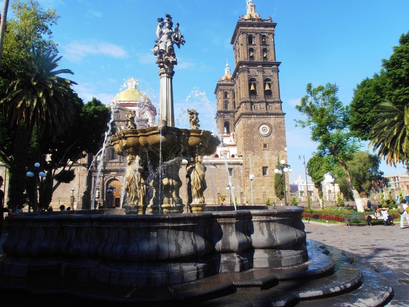 Descartan apertura de Zócalo durante fin de semana