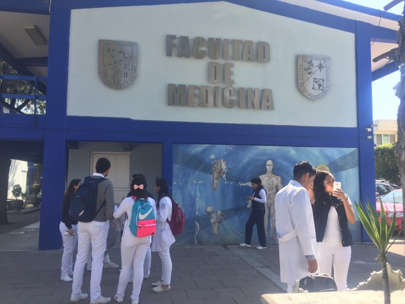 Descartan contagios COVID-19 en estudiantes de Medicina