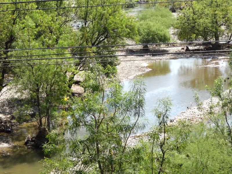 Descartan riesgos en río Tehuantepec por disminución en desfogue 