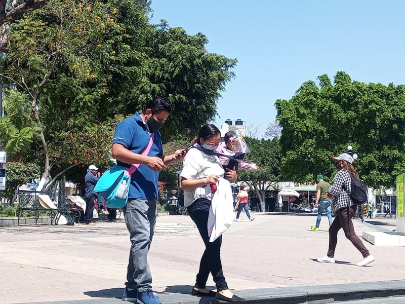 Desconfían tehuacaneros de vacuna china