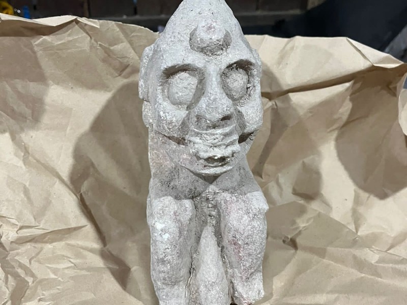 Descubren escultura de una deidad en obras del Tren Maya