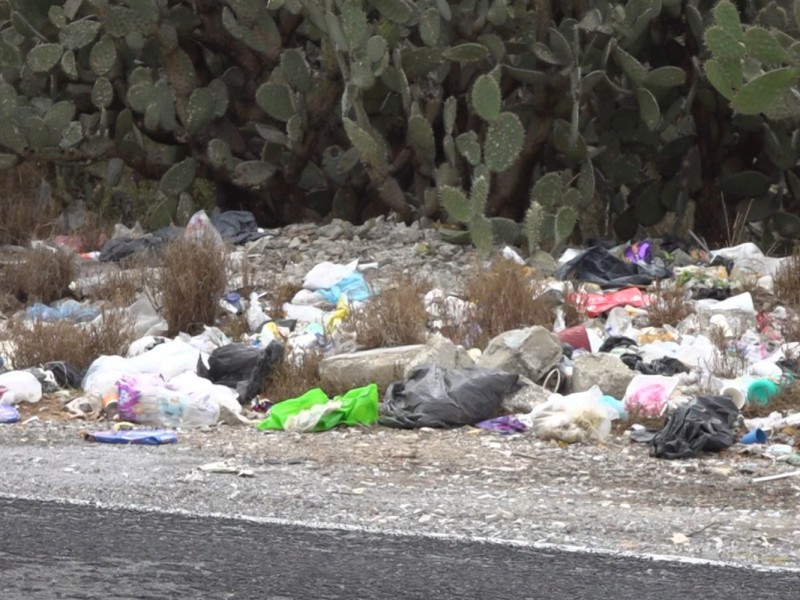 Desde basura hasta escombro, crecen tiraderos en la Reserva