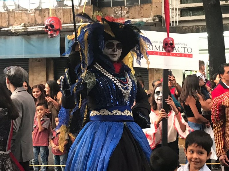 Desfila la muerte por el centro tapatío