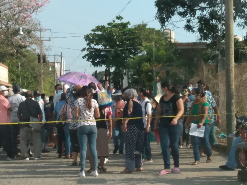 Desinformación retrasa vacunación a foráneos que radican en Salina Cruz