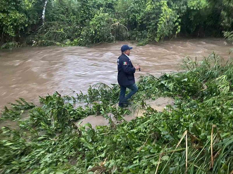 Deslaves por lluvias dejan 9 muertos en Oaxaca