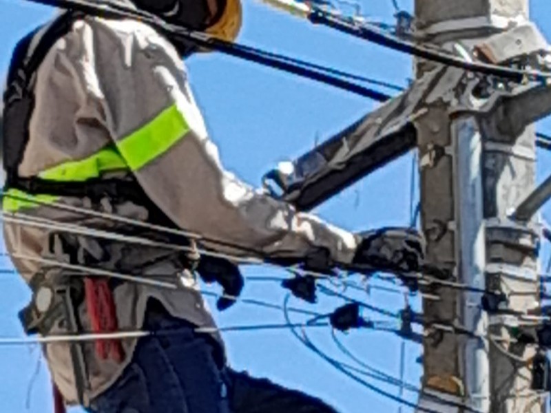Desmantelamiento del cable coaxial a fibra óptica beneficia al cliente