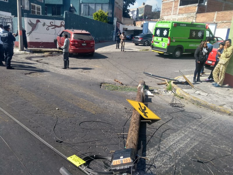 Desmaya y choca en Toluca