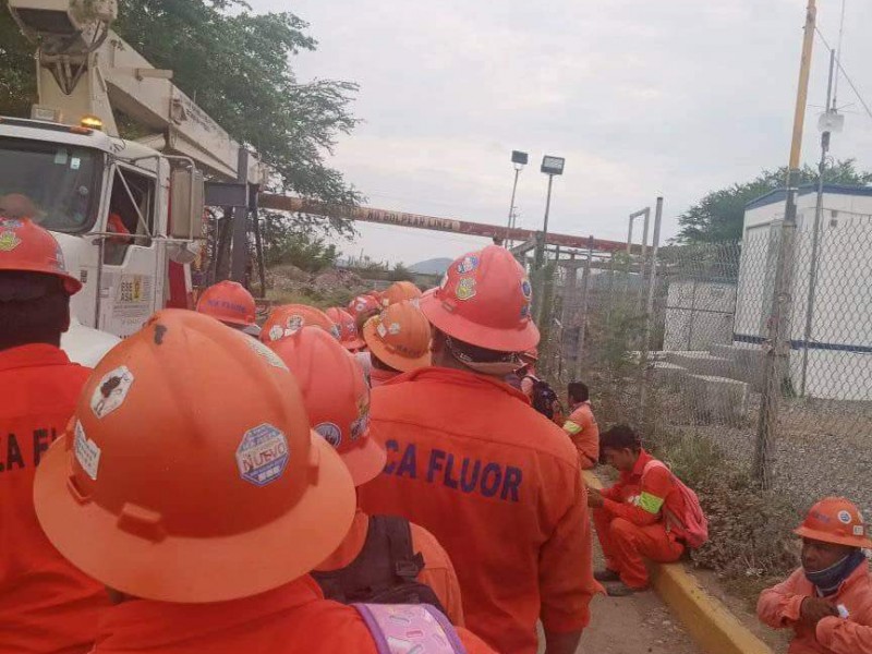 Despiden al 70% de trabajadores de ICA FLUOR