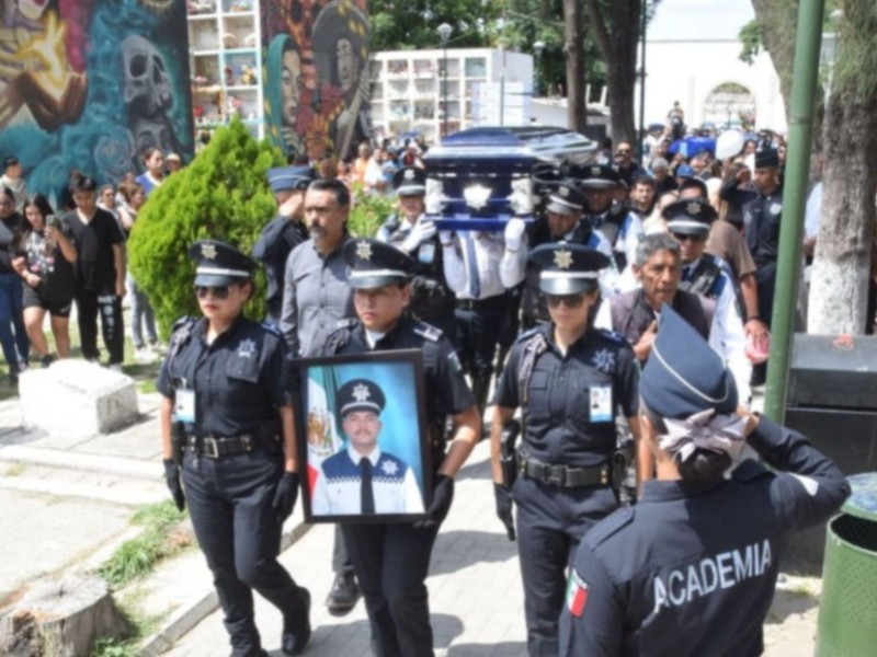 Despiden con honores a tránsito fallecido en accidente