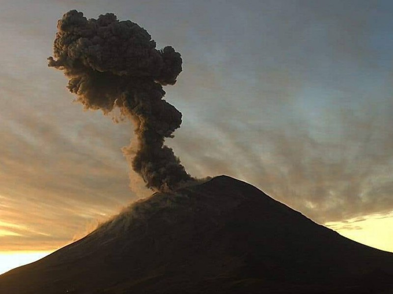 Despierta Don Goyo: Fuertes explosiones