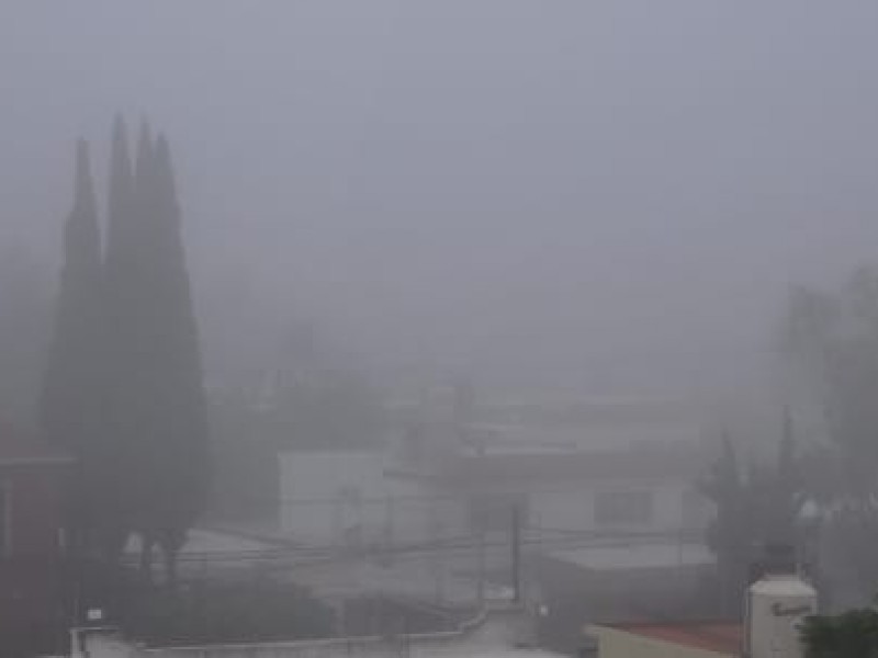 Amanece Salamanca entre neblina