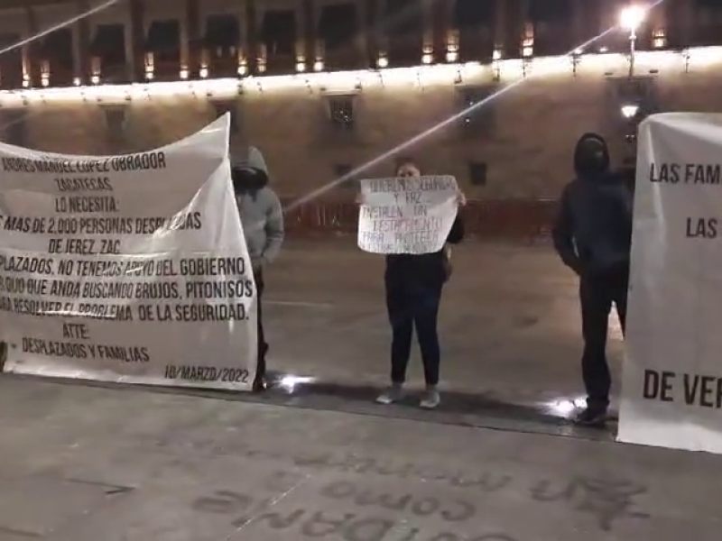 Desplazados de Jerez, exigen ser apoyados a presidente de México