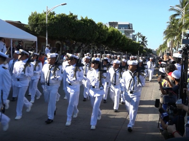 Después de 2 años se conmemoran fiestas patrias presenciales