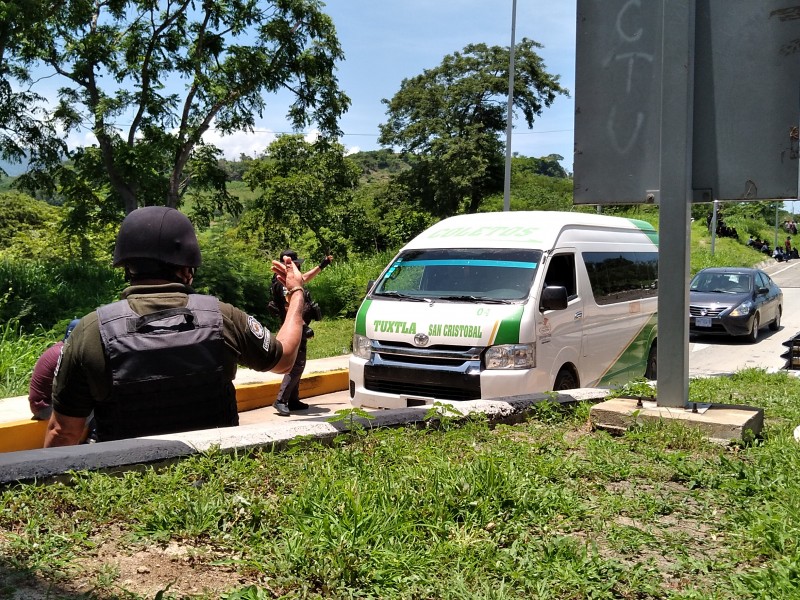 Después de 30 horas de bloqueo liberan supercarretera.