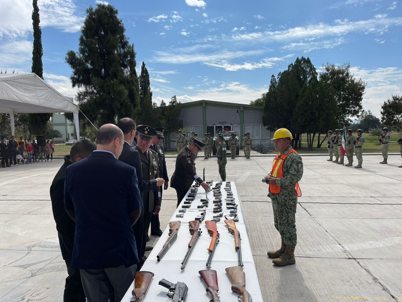 Destruyen 327 armas en la zona militar