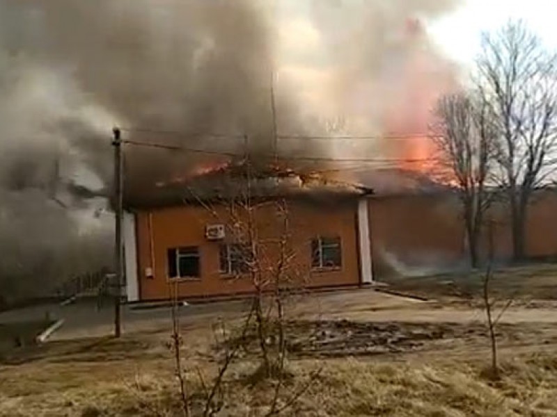 Destruyen el histórico museo ucraniano de Ivankiv