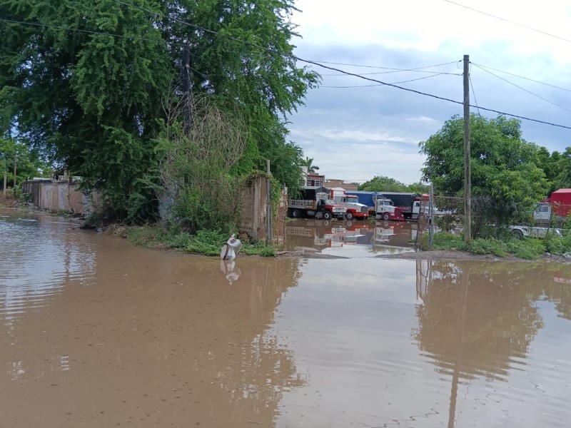 Detecta PC puntos de riesgo de inundación en Guasave