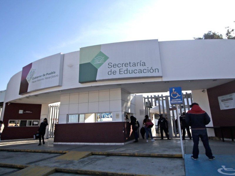 Detectan entrega irregular de 500 plazas en SEP Puebla tras auditoría estatal