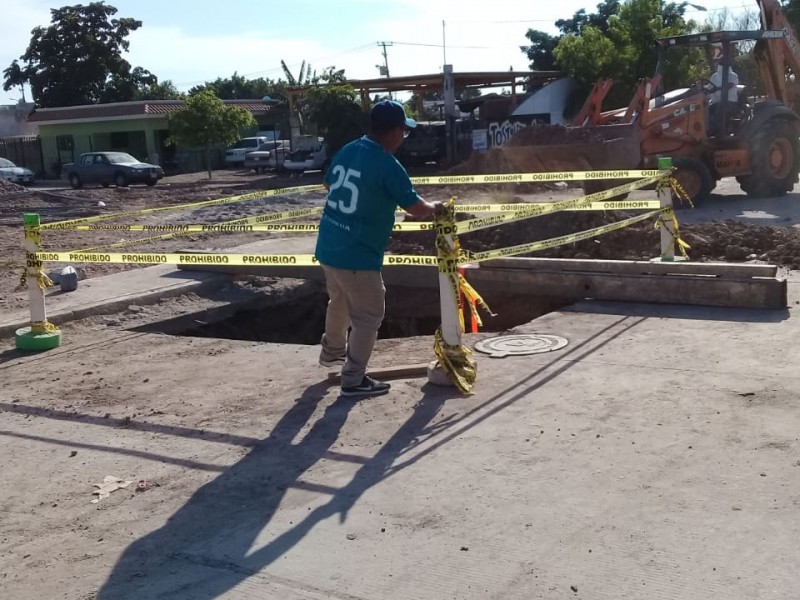 Detectan más socavones en Los Mochis