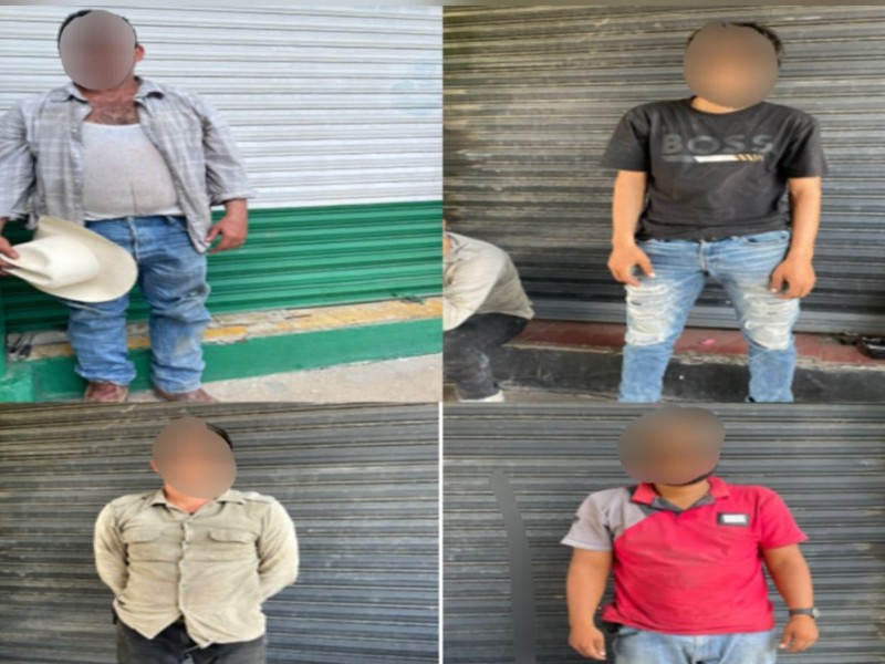 Detienen 4 Hombres por Presunto Robo a Comercio en Mazatlán